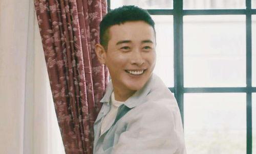 在线吃瓜主角赵龙,网络吃瓜界的风云人物