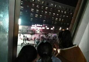 在线吃瓜中求婚现场,浪漫惊喜感动网友